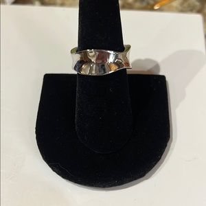 NEW Lia Sophia Capricious Ring - Size 8